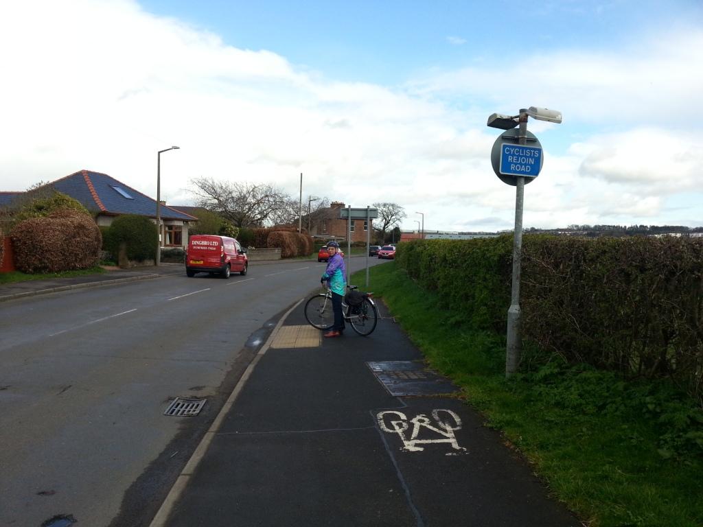 Park Road path gets halfway and then just ends