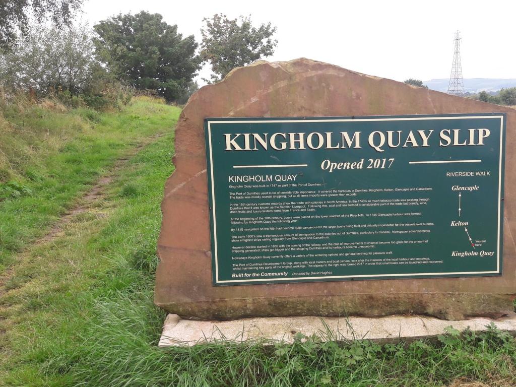 Sign marking the start of the Riverside footpath at Kingholm Quay