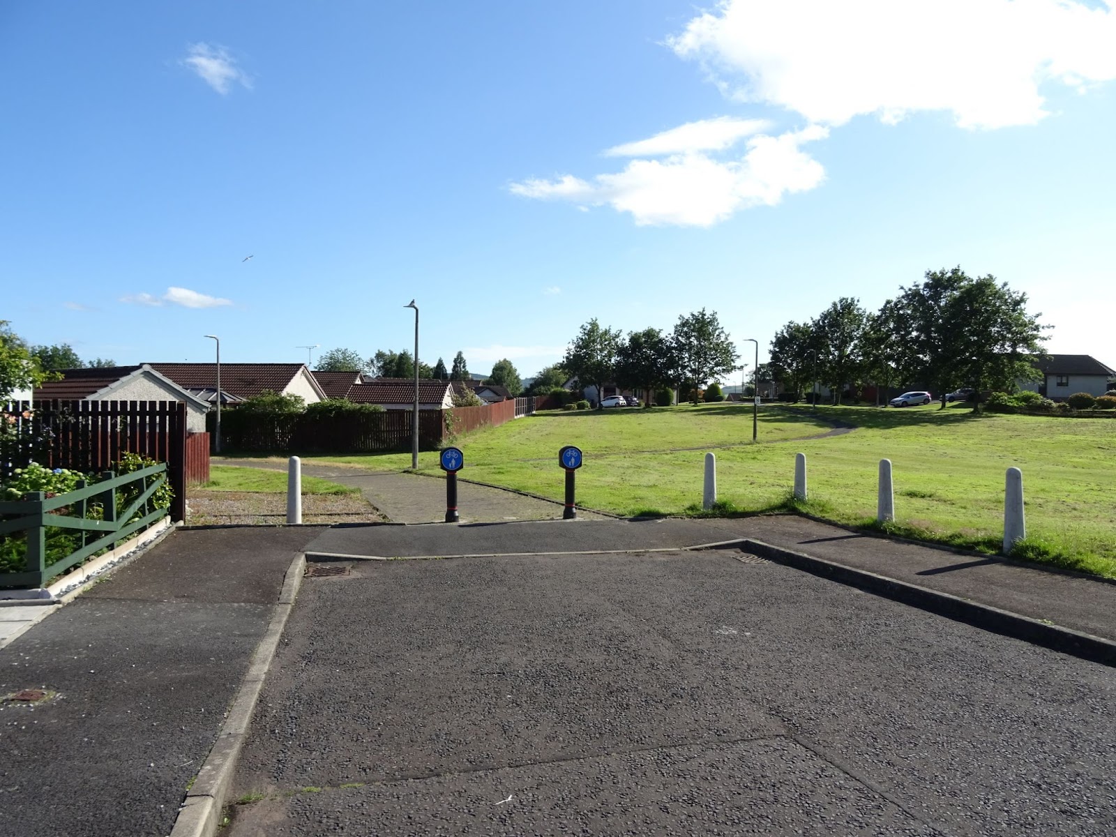 A different path showing more welcoming cyclist and pedestrian bollards